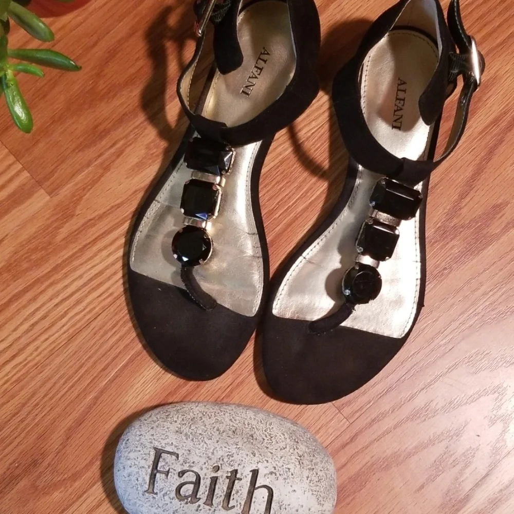 Alfani‎ wedge sandals size 7 1/2